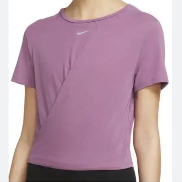 Nike Women's Twist Standard Fit Short-Sleeve Dri-FIT One Luxe Top Size M - Picture 1 of 3